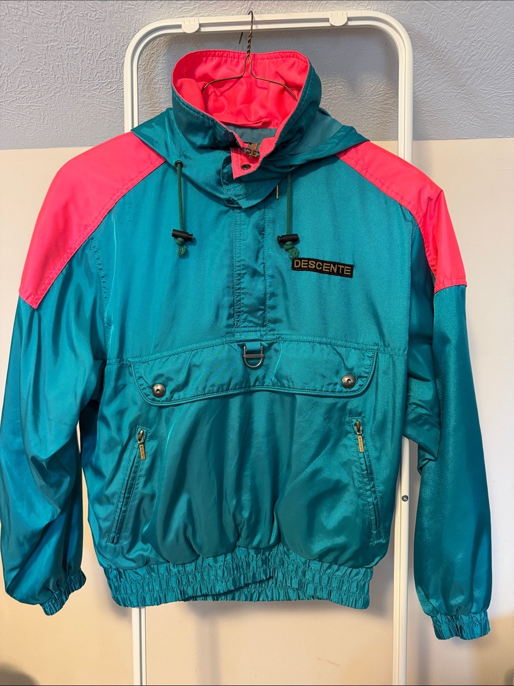 Descente teal pink pullover hooded jacket - unisex - VINTAGE